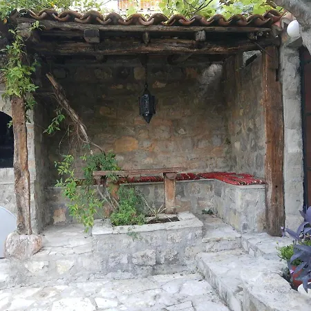 Villa Sea-side Old Stone With A Private Garden *