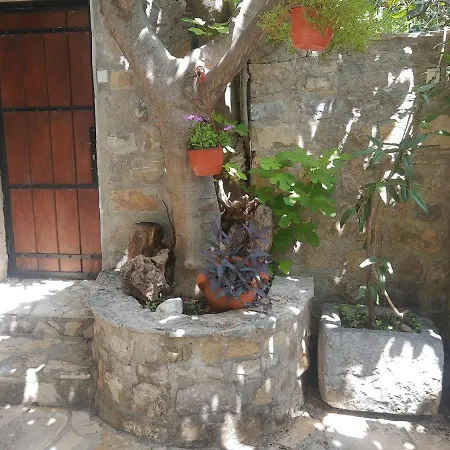 Sea-side Old Stone With A Private Garden Villa *